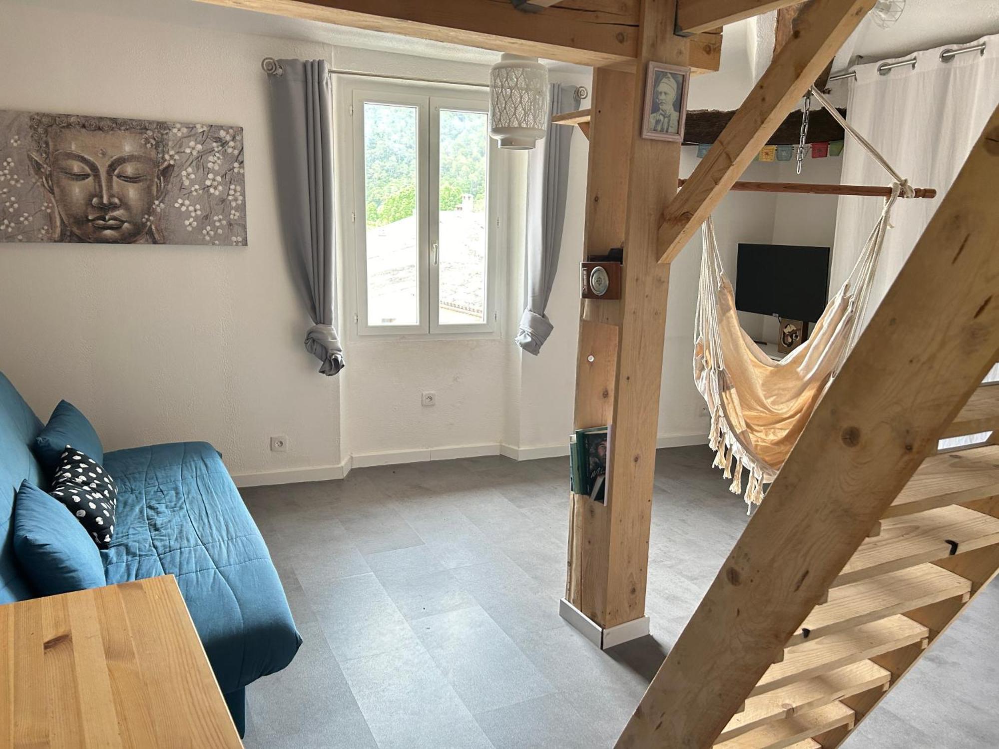 Charmant Studio Apartment Cabasse Exterior photo